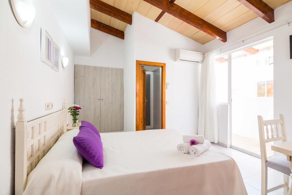 Garau Petit Hotel El Arenal  Room photo